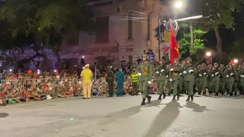 cả lò ơi, chị em tôi bốc trúng sít rịt rồi 🤡 có thể là con ghệ bên cạnh mất tiếng luôn…#a80#lehoanghiep#Lehoanghiep#xuhuong 