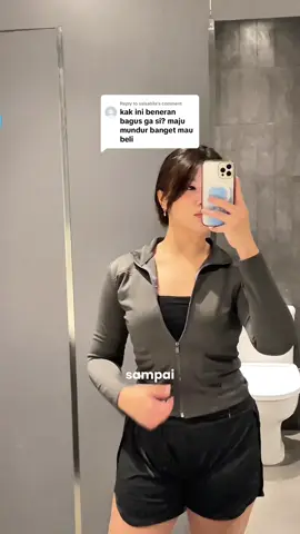 Replying to @salsabila kirain bahannya scuba jelek tebel ternyata ringan wkwkwk ga expect jaket olahraga semurah ini tapi kualitasnya oke #jaketolahraga #bajuolahraga #bajugym #gymoutfit #jaketwanita 