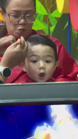 Akhir nya ponakan onty angkel mau potong rambut tanpa pamrih 🤣🤣🤣🤣🤣🤣