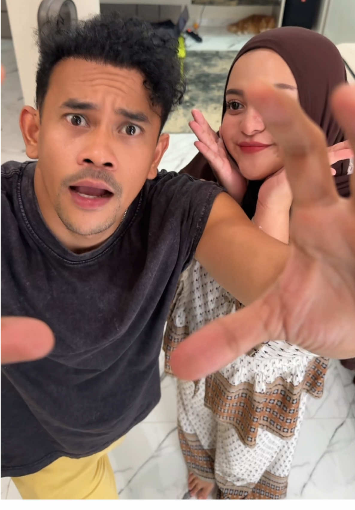 Wow lagi tarian asik wkwkw