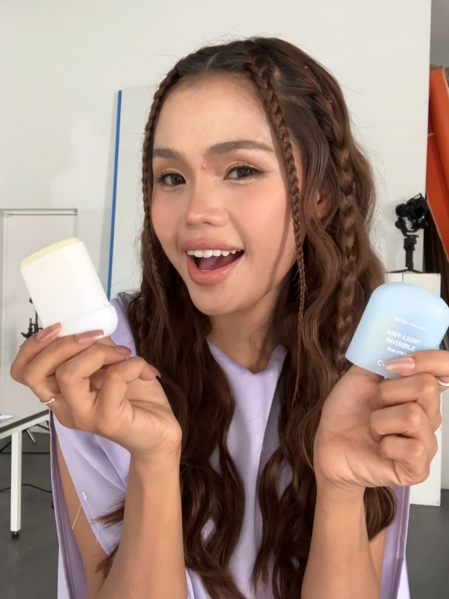 bella remind you 👉 APPLY YOUR SUNSCREEN 🧴☀️  #cosrx #cosrxmy #cosrxsunstick #bellamademetryit #pocketsunstick #sunstick #koreansunscreen #spf #invisiblesunscreen #sunblock #koreanskincare #glowingskin #malaysiaskincare #malaysiatiktok #bellaastilah