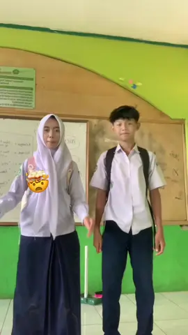 pls kerudung nya ga bener🥰 #fyp#bucin#velocity#xybca##moots