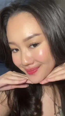 YNM You Need Me 💗 @Y.N.M #ynm #rainbowhoneylipbalm #colorchanginglipbalm #makeupviral #kbeauty 