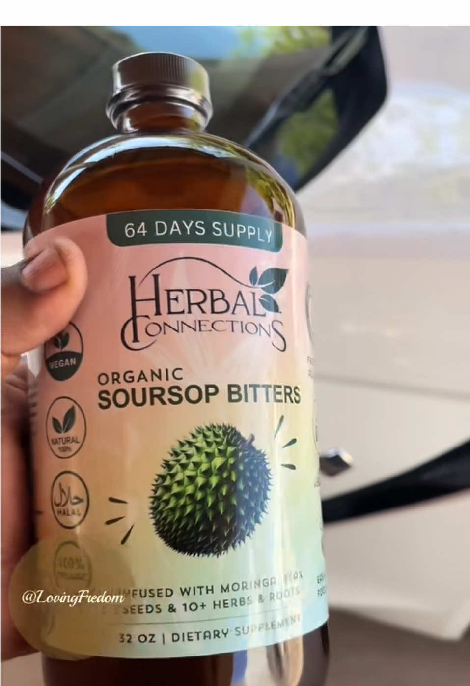 All-Natural Ingredients: Made from 100% organic herbs including Soursop, Moringa, Sea Moss, Turmeric, Ginger, and Cayenne Pepper Detoxification: Helps in natural detoxification of the body Digestive Support: Formulated with ingredients like Turmeric, Ginger, and Cayenne Pepper to aid digestion Immune Boost: Contains Moringa, known for its rich nutrients supporting immune health Natural Energy: Cayenne Pepper provides a natural energy boost Versatile Use: Can be taken on its own or mixed with water, juice, or smoothies #soursopbitters #soursop #tiktokmademebuyit #lovingfreedom #health 