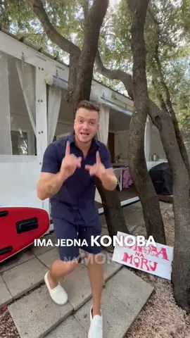 Častimo dopust!☀️😱 7 dni v mobilni hišici na Pagu!! 🙈🌊 Zavrti si mojo KONOBO na youtube 🎼🎧 in v komentar na youtube napiši katere 3 stvari si najraje naročiš v konobah na dopustu! 🍷🍛🐟 Zmagovalca izberemo na prvi šolski dan!  (👉🏻Ko pokomentiraš - lahko tule označiš še ostale družinske člane da sodelujejo za več možnosti 😉😉)#lukabasi #konoba #hosekra 