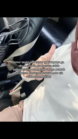 lo mau nyindir sampe cape juga ga bakal dapet attention dari gue🙏🏻 #fy #fypp #fypage #soundviral 