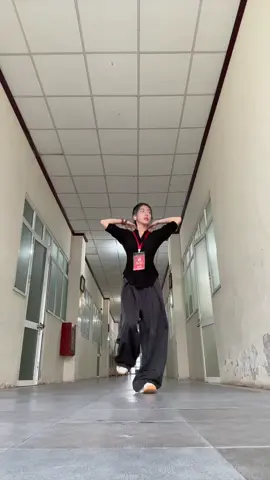 Nhảy để trời hết mưa 