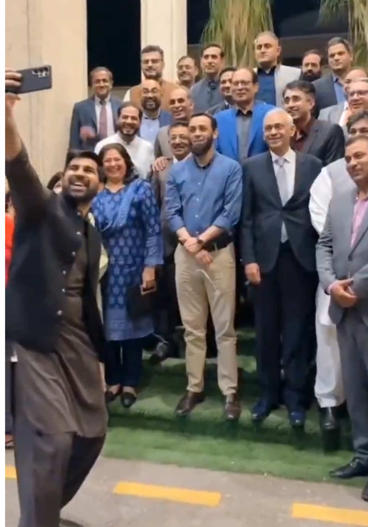 I'm grateful to Information Minister @Attaullah Tarar for crediting me and acknowledging my little effort in building and spreading narrative during the Pakistan India escalation, 2025.#foryoupagee #foryou #Attatarar#tiktok #viralvideotiktok 