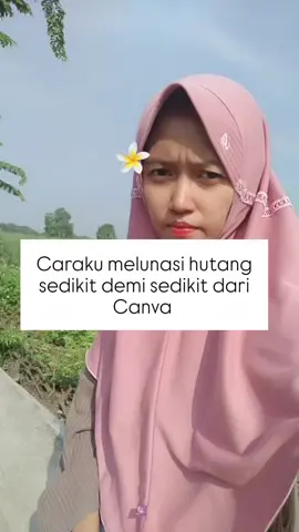 Dulu tiap malam suka kepikiran hutang… tidur nggak nyenyak, kepala penuh angka-angka 😔 Sampai akhirnya aku coba hal sederhana: buka Canva di HP, bikin desain, terus dijual. Awalnya cuma laku 1–2, tapi hasilnya aku sisihin buat bayar cicilan. Pelan-pelan… alhamdulillah hutang mulai berkurang 🙏 Kalau kamu punya hp+sosmed+kuota kamu bisa kok buk memulai ini 👉🏻 Pakai Canva untuk bikin produk digital kamu. Buat yang gampang aja, contohnya worksheet. Tinggal pilih design di canva trus kamu ganti beberapa elementnya 👉🏻 Pakai website Lynk.id menjadi toko online kamu yg buka selama 24 jam 👉🏻 Pakai Instagram/tiktok buat promosi gratis kamu 👉🏻 Pahami strateginya, biar kamu gak salah langkah dan blunder sendirian Masih mau scroll2 HP gak jelas?? Mending scroll2 tapi menghasilkan 💰  Bisa buat me time dan jajan anak 😍 Kalau mau belajar bareng aku bisa komen 