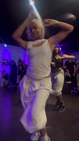 See what I witnessed😫🔥<25.8.24> @kirstendodgen x @Latrice  @JamRepublicAgency  #kirsten #latrice #workshop #unthem #jamrepublic 