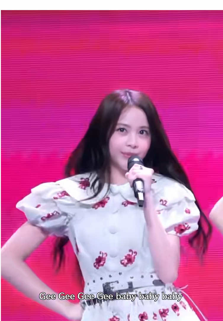 Carmen so cuteee 🥹 sc: http://xhslink.com/m/11kKm18Y6bC #carmen #h2h #hearts2hearts #카르멘 #kpop 