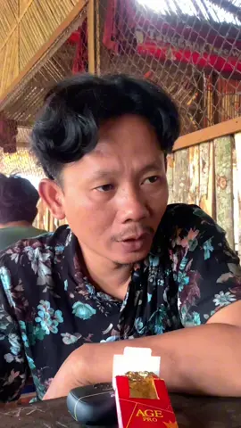 Kudu terjun neng politik iki