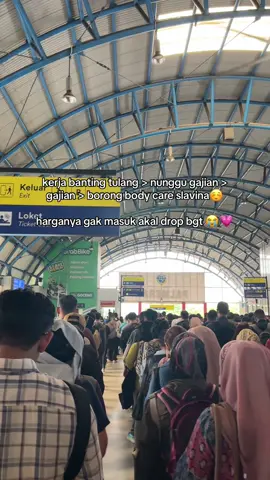 harga slavina gak main main drop nya 😭😭😭 #Slavina #mamagigi #nagitaslavina #tipsglowing #SlavinaIndonesia #kulitcerah #tipsglowing #bodylotion #bodylotion 