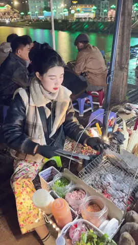 Một chiếc bánh tráng nướng giữa lòng Đà Lạt 🥰