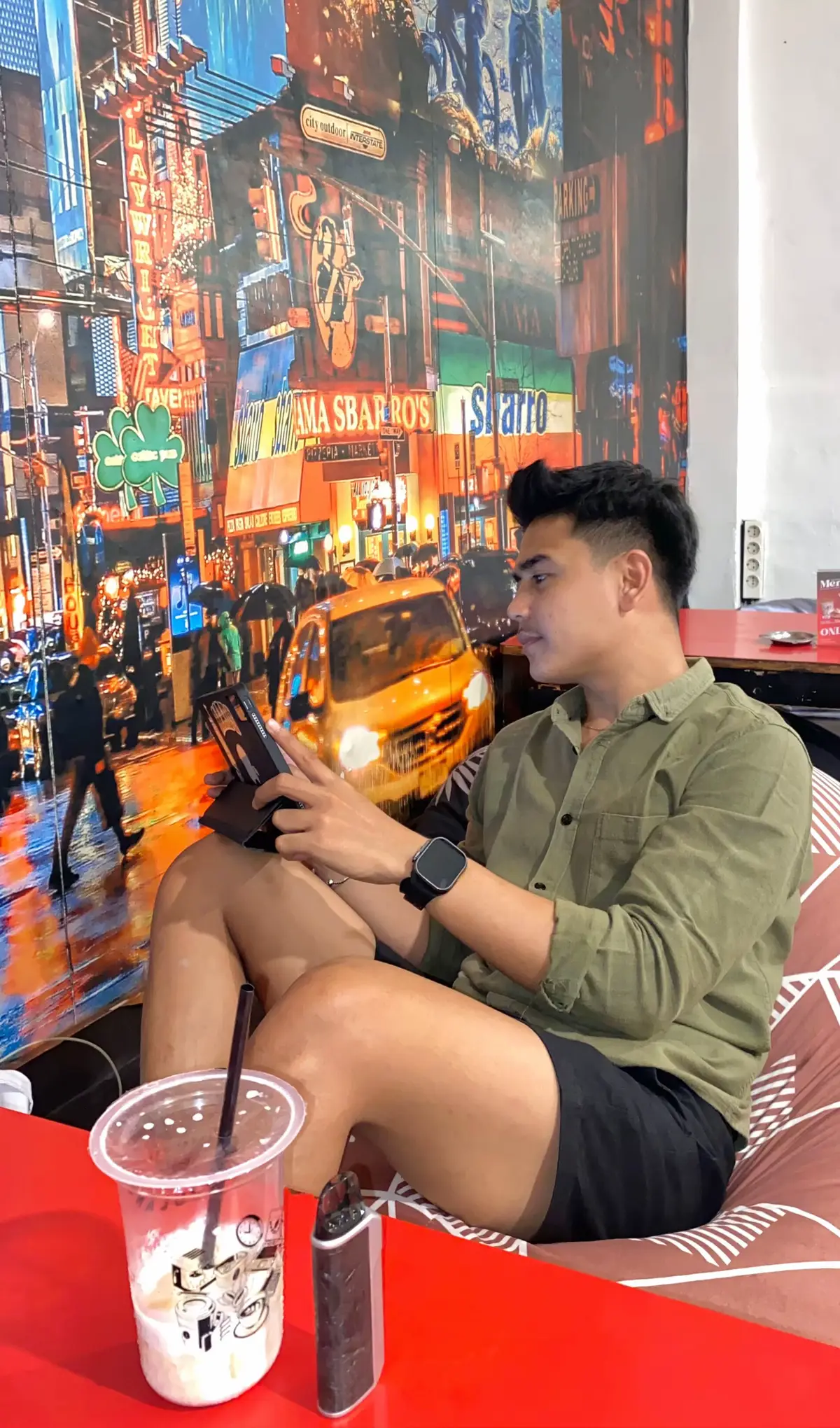 utamakan makan nasi,minumnya air putih,soal nya kalo makan cinta,minumnya air mata🤪 #fyp 