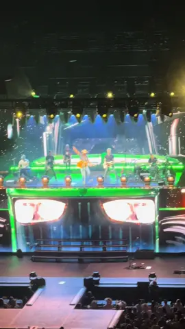 A night to remember. @Jason Aldean 