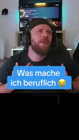 Was mache ich beruflich 😂 #gaming #callofduty #warzone #schwizerdütsch #fyp 