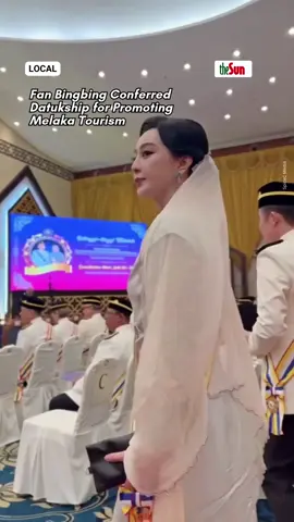 25 Aug 2025: Starting Aug 24, it’s officially Datuk Fan Bingbing! 🌟 Honoured for her role in elevating Melaka onto the world stage, the Chinese actress’s ambassadorship has sparked 1.2 billion online searches ,with over 445 million related to Melaka alone. #theSun #theSunMY #DatukFanBingbing #MelakaTourism #TourismAmbassador #FanBingbing #VisitMelaka #Malaysia