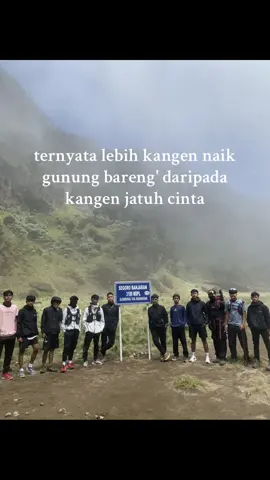 sekarang udah sibuk masing' ya sedang menata masa depanya,ditunggu mdpl selanjutnya👋🏻#mountain #gunungindonesia #pendakigunung #pendakiindonesia 