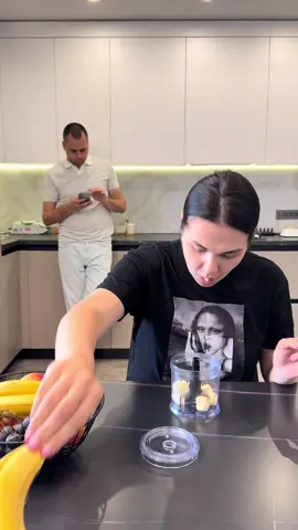 How he loves my cocktails!#lifehacks #funny #fannyfamily #funnyvideos😂 #couple 