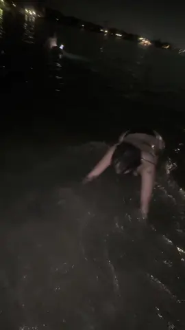 IN DA WATERRR