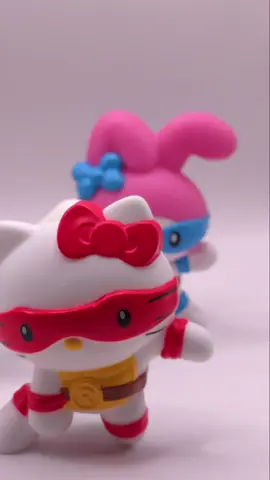 Wer wird gewinnen? 🏆 MyMelodie x Leonardo oder doch Cinnamoroll x Michelangelo? 🥷🏼 Sag es uns in den Kommentaren. 👇 #mcdonaldsaustria #happymeal #TMNT #HelloKitty