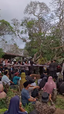 Selamat jalan bapak polri Brigadir Esco Faska Rely