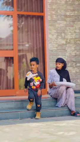 Lijen 😭😭😭@ayu @Daraaraa Roobee @Abdi4☑️ @zakir_11 @Ramzin Real Estate #ramzin #ethiopian_tik_tok #ramzinrealestate #foryoupage #viralvideos 