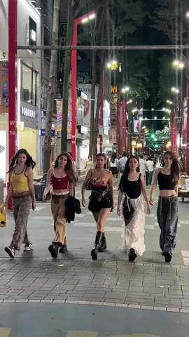 สับ สับ สับ!!  #COSMOSSUN #cosmosth #Starhunterentertainment #fyp  @Pindanitaaa @Anda @Lookkaew Kamollak @NoonTYP @porworpraewa 