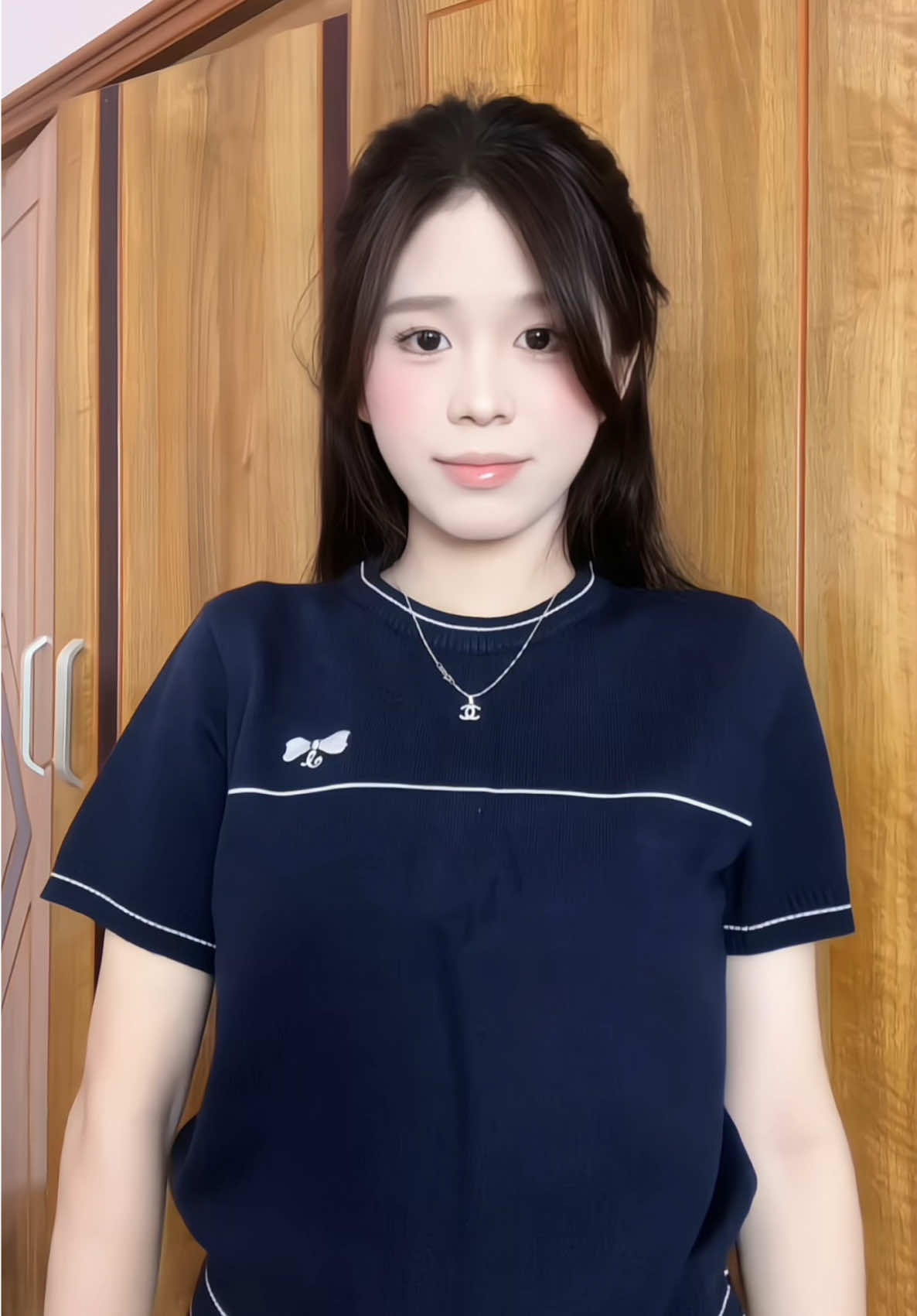 Áo len cộc tay điểm nhấn là thêu nơ nhỏ #aolencoctay #outfit #fyp #viral #xuhuong 