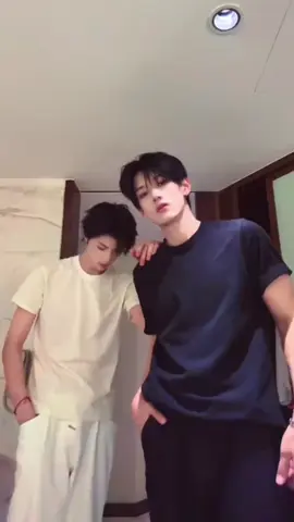 #英俊的 #中国男孩 #中系男神 #coolboychina #trenddance