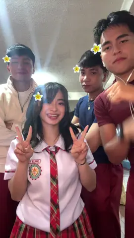 HAHAHA pacute sorry na @Hans Paronda @Sam Shoaf @Derick Allen Lauchengco #Minamahal #vivaartistsagency #vladiadisuanco 