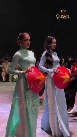 Dàn người đẹp Miss Cosmo khoe sắc trong tà áo dài Việt Nam #misscosmo #misscosmo2025 #misscosmo2025bymoli #moliqueen #moligroup 