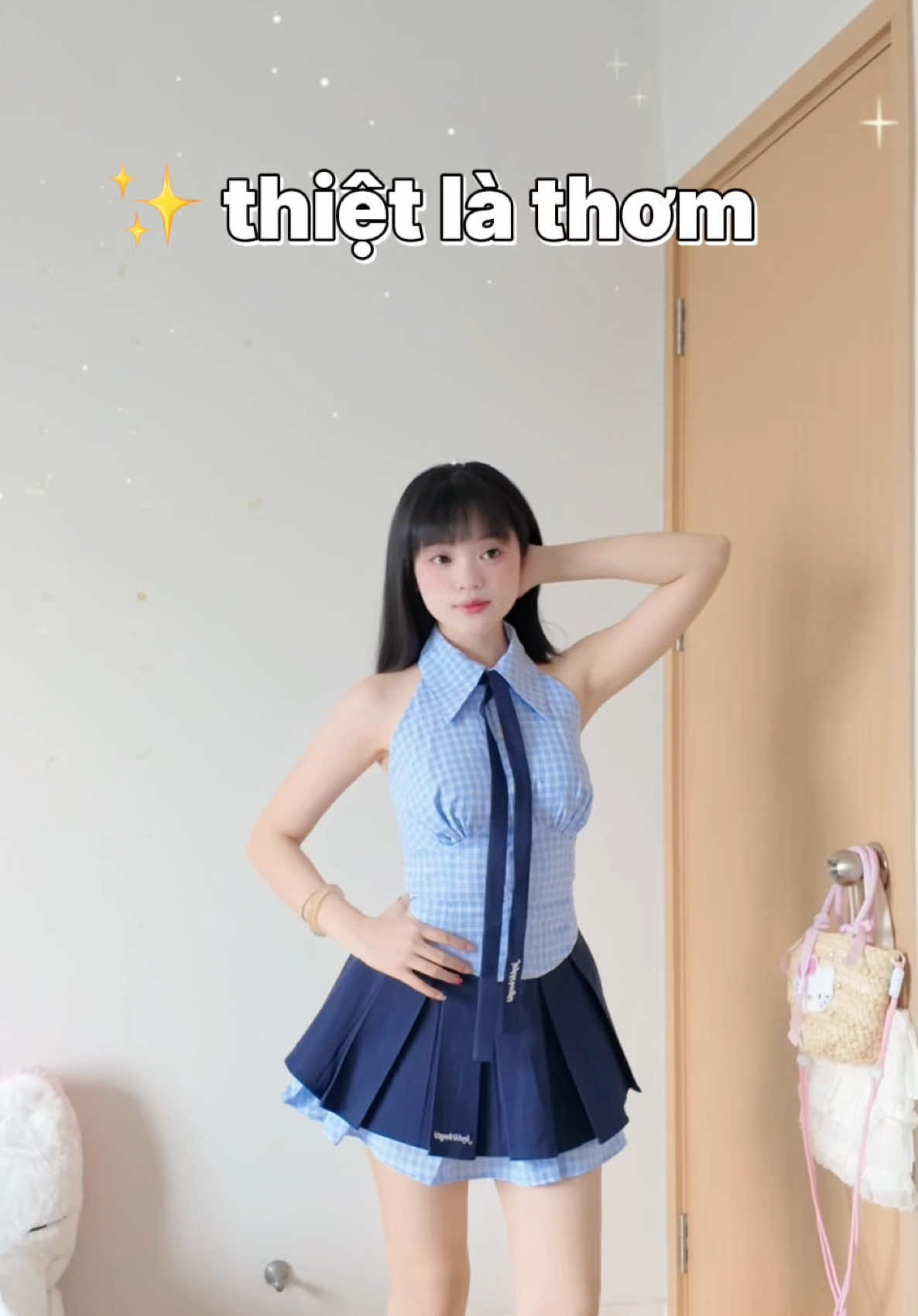 Con gái mà, điệu đà thơm tho thích lắm mọi người ơi 😜😜 #princesstinies #princesstiniesdaily 