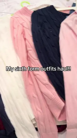 I’m so excited and scared at the same time #sixthform #sixthformoutfits #sixthformprep #officewear 