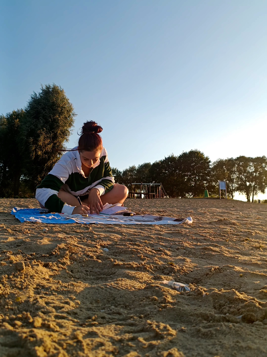 beach to yourself⛱️+sunset hour🌅+writing🖋️ #journal #mindfull #sunset #poem #writing