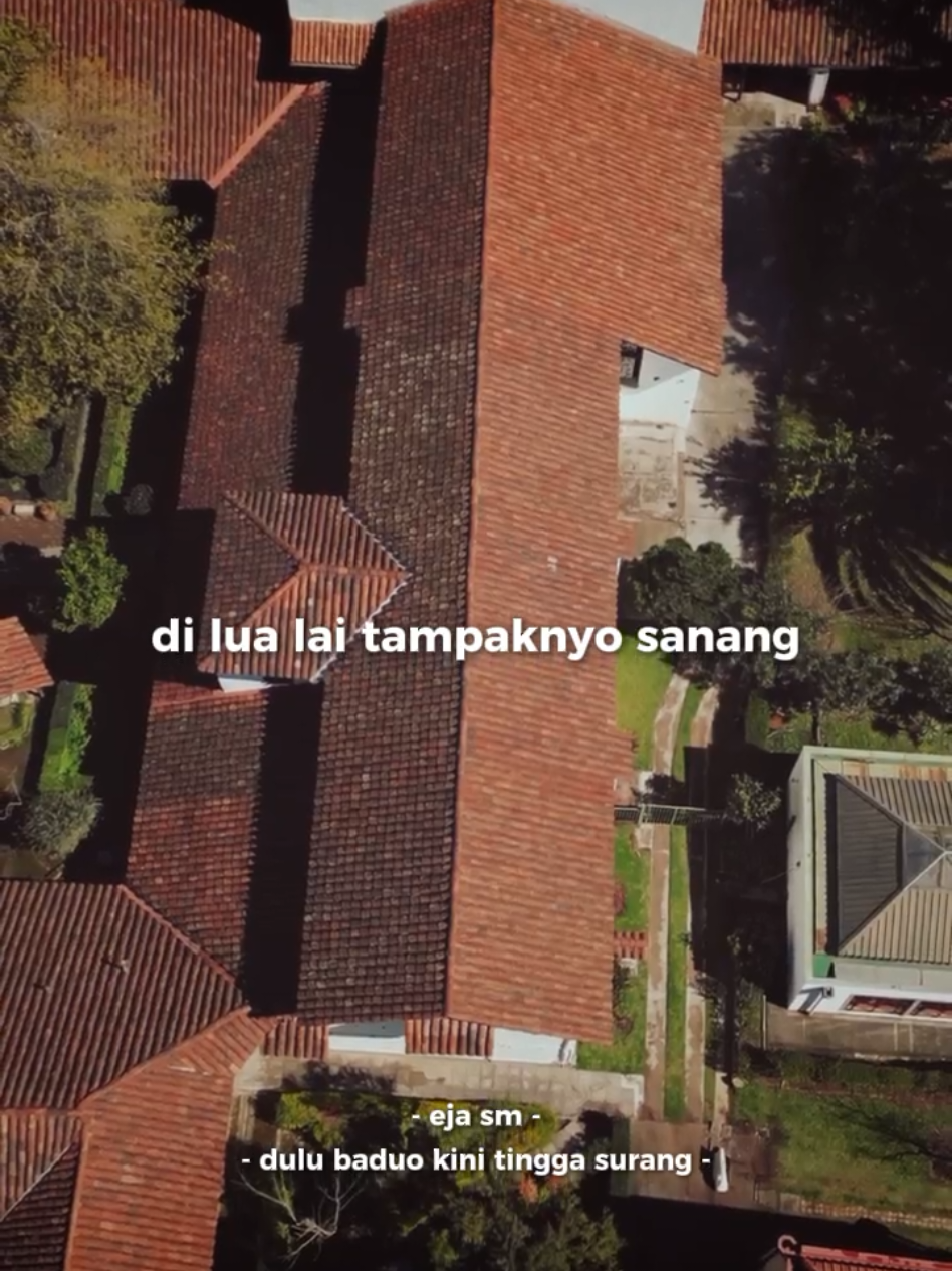 di lua lai tampak sanang #CapCut #laguminangviral #liriklaguminang #ejasm #dulubaduokinitinggasurang 