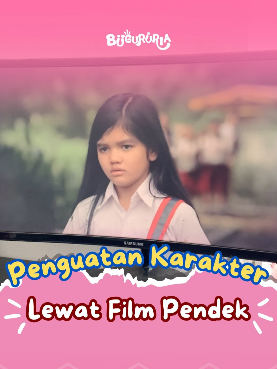 ✨ Yuk, Ajak Anak Belajar Karakter Lewat Film Pendek yang Menyentuh! 🎬 Nggak perlu ceramah panjang, kadang pesan terbaik datang dari cerita. Di video ini, aku rekomendasikan 3 FILM PENDEK yang sangat ampuh untuk bahan diskusi di kelas atau di rumah. 😉 Siapkan tisu ya, karena ceritanya dijamin dalam dan menyentuh hati. Semuanya tentang perjuangan, pengorbanan, dan cinta dalam keluarga. Penasaran apa aja judul filmnya? Aku spill ketiga filmnya di video ini! Tonton sampai habis ya. 🔥 Semua Film ini bisa ditonton di YouTube secara gratis ya ! #FilmPendekEdukasi #PendidikanKarakter #RekomendasiFilm #BuGuruRia #TipsGuru #TipsParenting #KelasInspiratif #BelajarEmpati #FilmKeluarga #NontonBareng