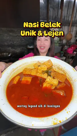 Jaman dlu ga banyak warung buka sampai 24h nah ini jadi salah satu alasan kenapa namanya bisa Belek, unik ya, tapi emang cita rasanya juga unik, semua olahan pakai telur bebek dan ada kuah rendang, yang basah mirip semur, siapa pernah belekan makan disini juga? 📍 Lokasi di Video #PsNovi #PSNoviJaksel #KulinerJakarta #KulinerIndonesia #KulinerUnik #KulinerViral #KulinerSatrio