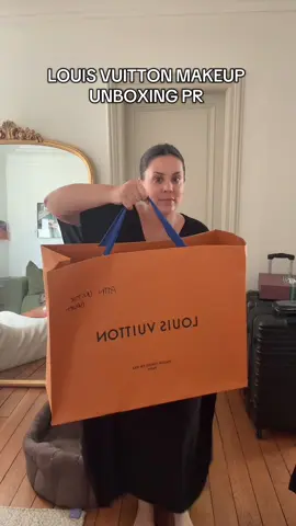 Alors le makeup de Louis Vuitton on en pense quoi ? @Louis Vuitton ? #makeup #lvmakeup 