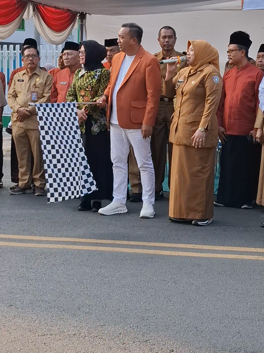 #ancakagung #17agustus #situbondo #masriopatenang #situbondonaikkelas🙅☝️🔥🧡💚  Kirap Ancak Agung di Buka