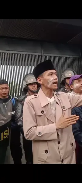 #kanganom313 #demo25agustus2025digedungdprjakarta #rakyatindonesia #fyp 