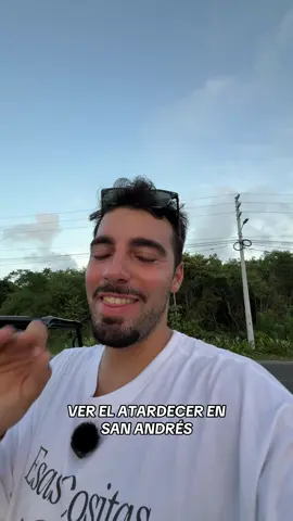 Es muy buena idea para ver atardeceres!!  #viajar #viral #atardecer #colombia #sanandres