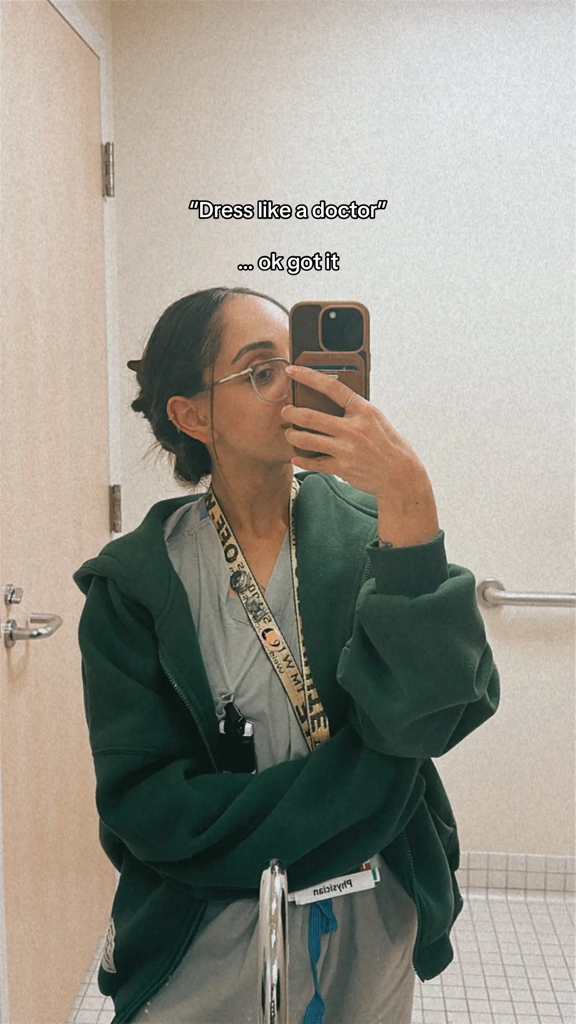 No dress code 🫣 some recent fits @abercrombie @prettylittlething @Burberry @Louis Vuitton @Amazon Fashion #doctorlife #womeninmedicine #womeninstem #femaledoctor #creatorsearchinsights 