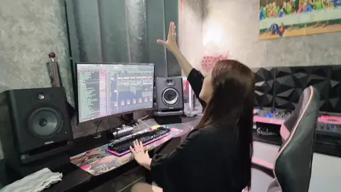 Nhảy thôiiiiii #xuhuong #xuhuongtiktok2025 #xu 