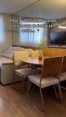 🍽️ Sua Sala de Jantar dos Sonhos! Conjunto Sala de Jantar com 4 Cadeiras San Francisco Carraro ✨ Beleza, conforto e qualidade em um só lugar! Comente EU QUERO pra receber o link 💕 📌 Hashtags: #SalaDeJantar #Decoração #Móveis #CasaLinda #Conforto #Promoção #EuQuero