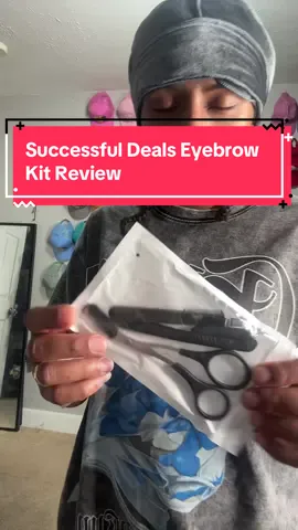 Great for the eyebrows! Makes it easy to clip, trim, or style the eyebrows! #eyebrows #style #xyz #fyp #beauty 