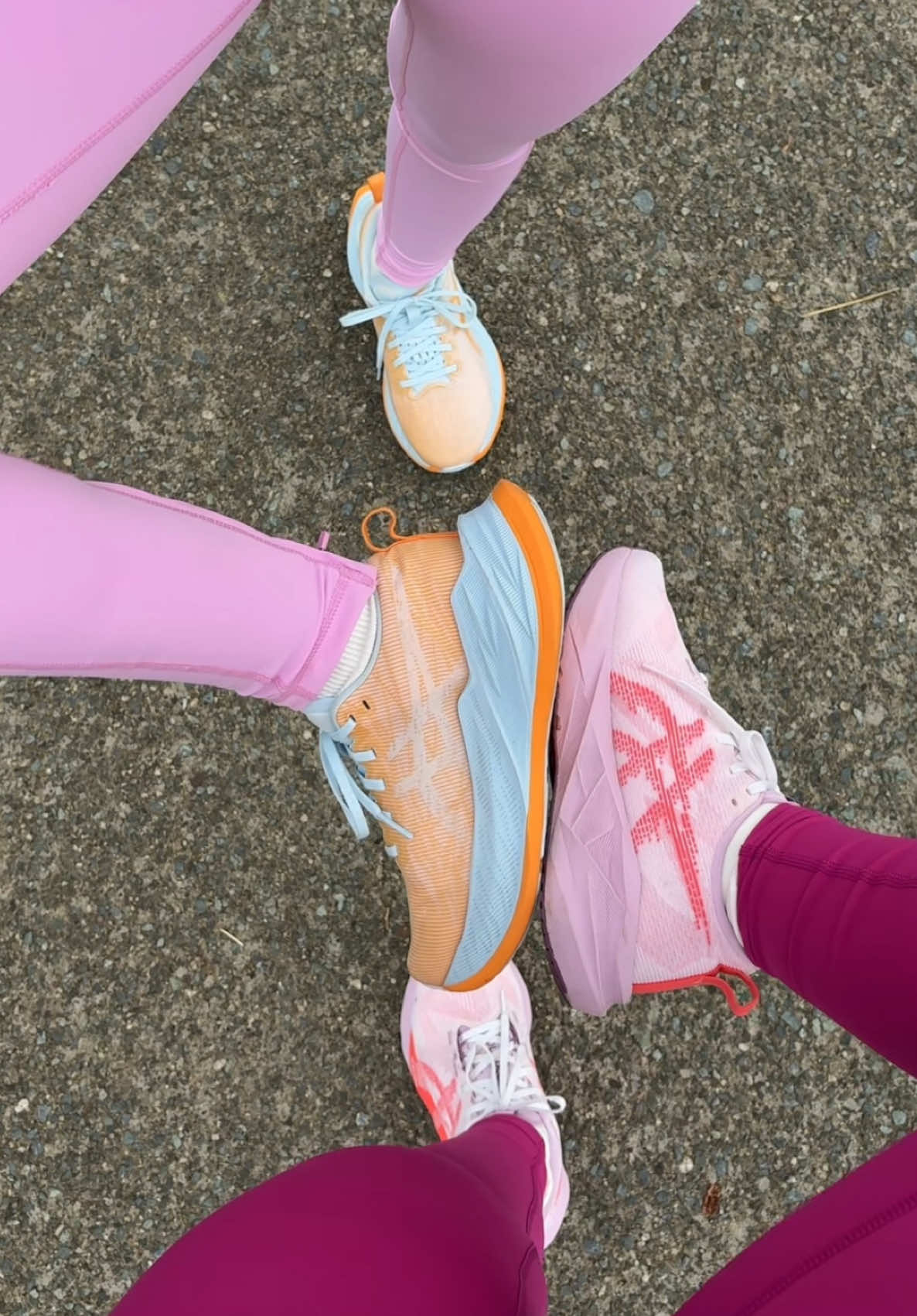Twin bitches with @maureenseebastian  Asics Novablast and Superblast!! 🤍🏃🏻‍♀️ #runningshoes #asics #novablast #superblast #trending 