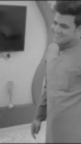 اريدك بس الي ما اريدلك لمه. للكبير@الشاعر امير السوداني  #التلي_والانستا_بالبايو #fyp #شعر_عراقي_ابوذيات_دارمي_گلتله_وليفي_احبك #اكسبلور 