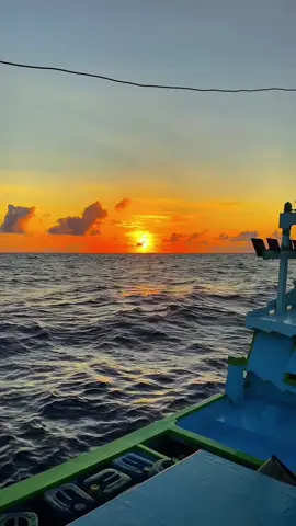 Dunia tampa gelar orang tua #fypシ゚viral #satujangkar⚓ #sinjailo 